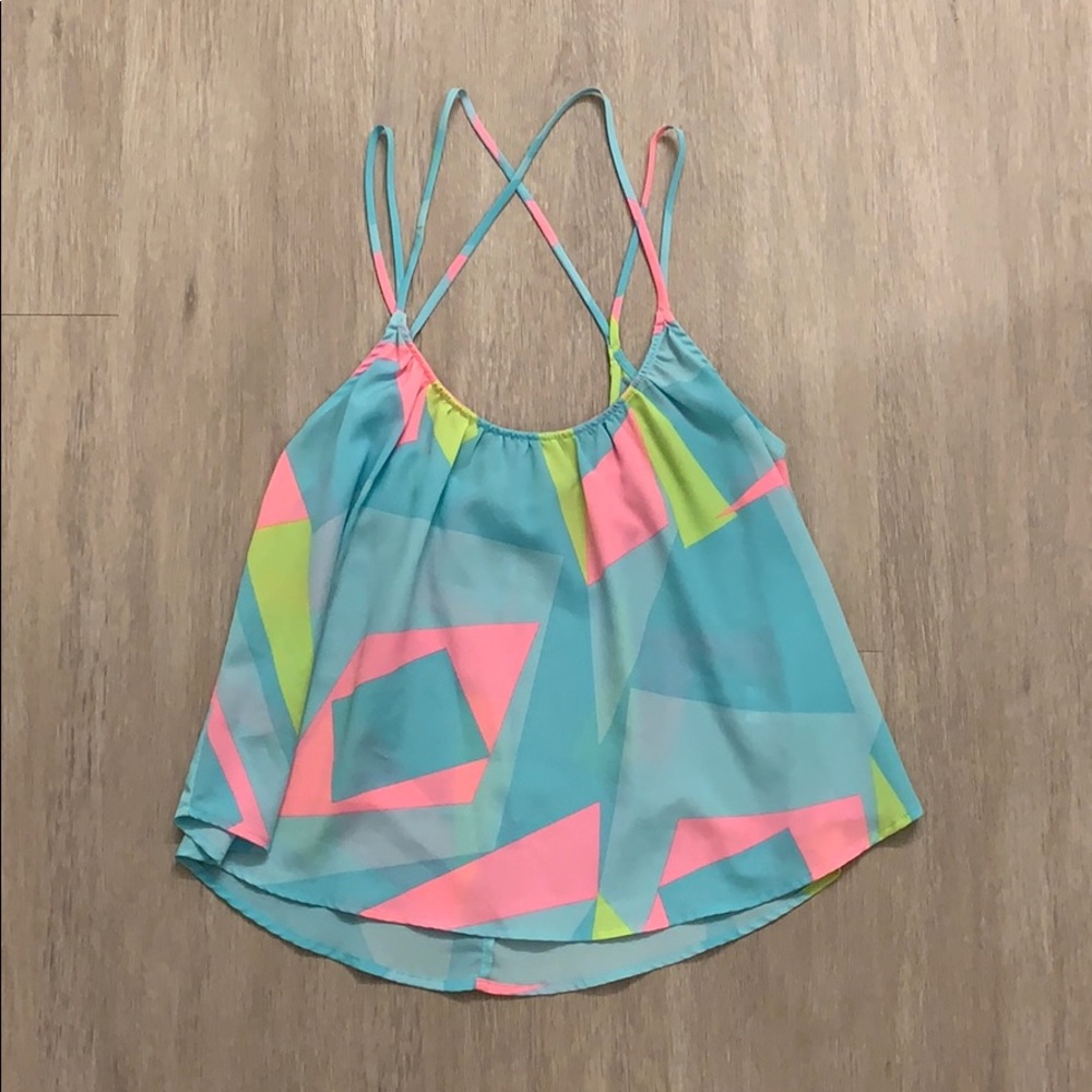 🖤 Vibrant Criss Cross Top🖤